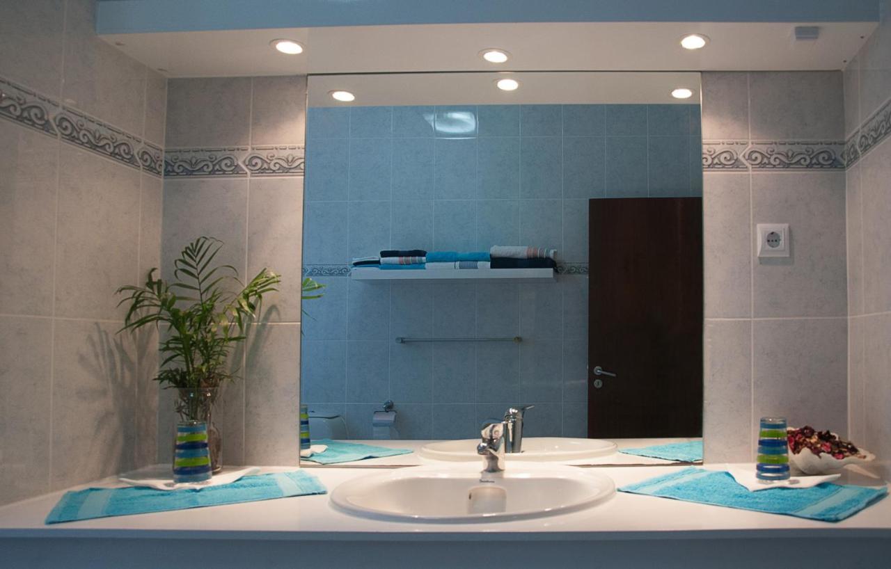 Vila Belgica Bed & Breakfast Horta  Luaran gambar